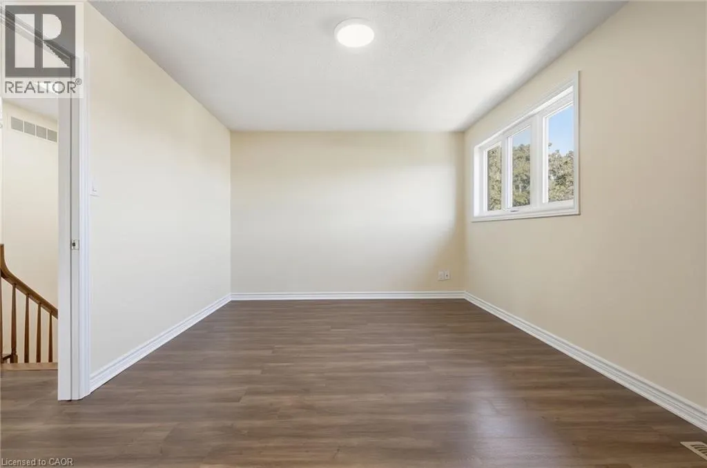 184 MACINTOSH Drive