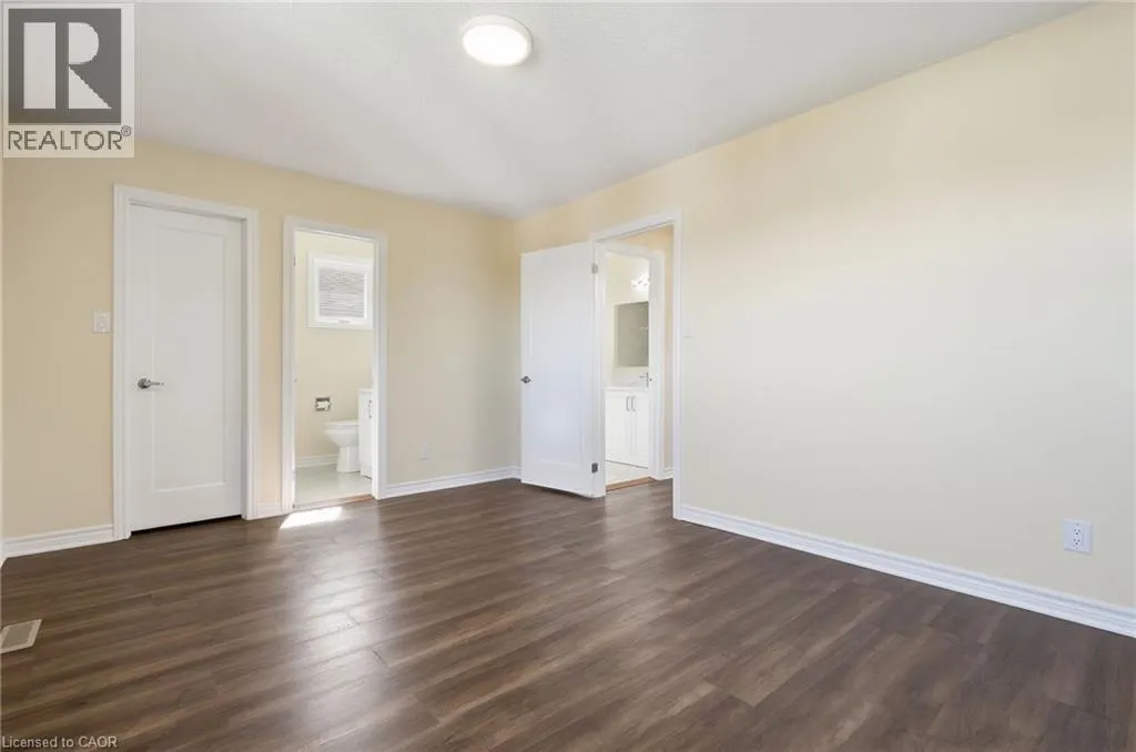 184 MACINTOSH Drive