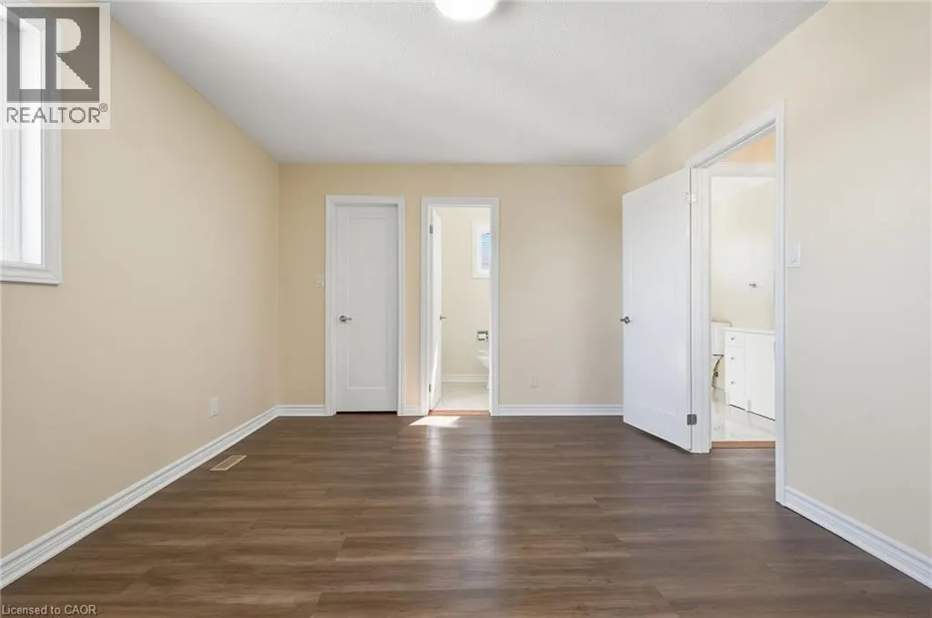 184 MACINTOSH Drive