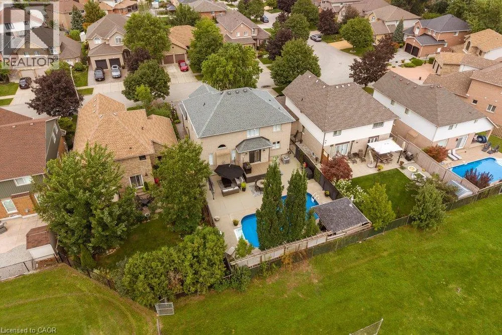 55 CHIANTI Crescent