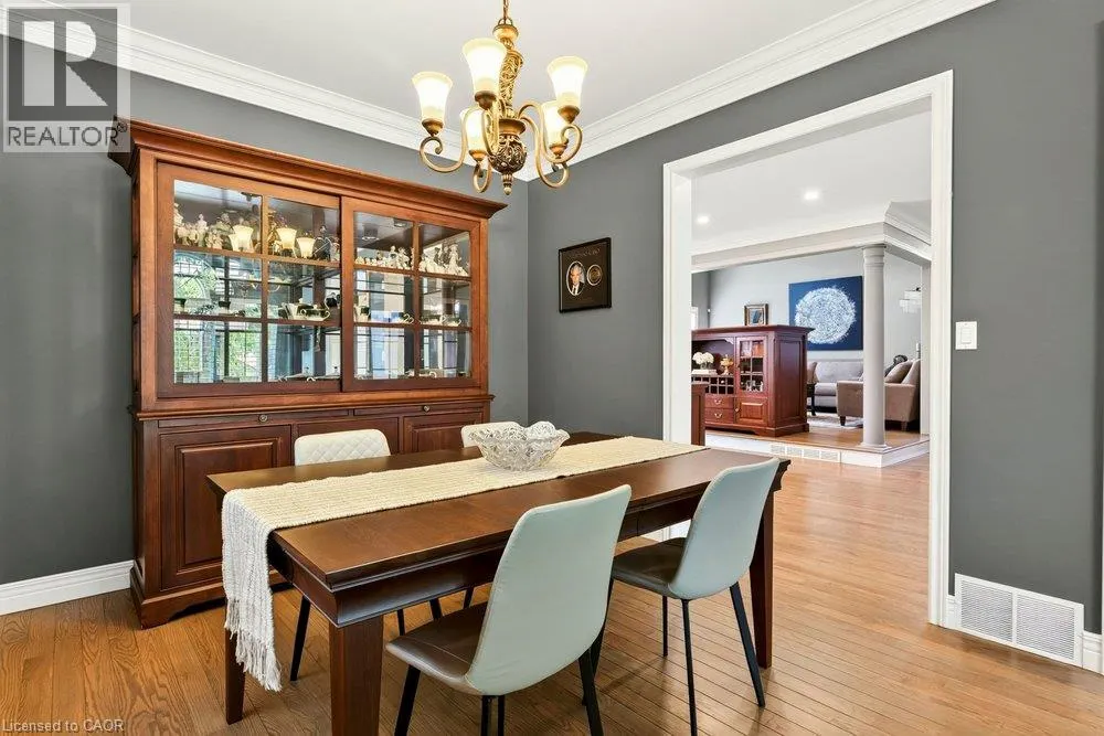 55 CHIANTI Crescent