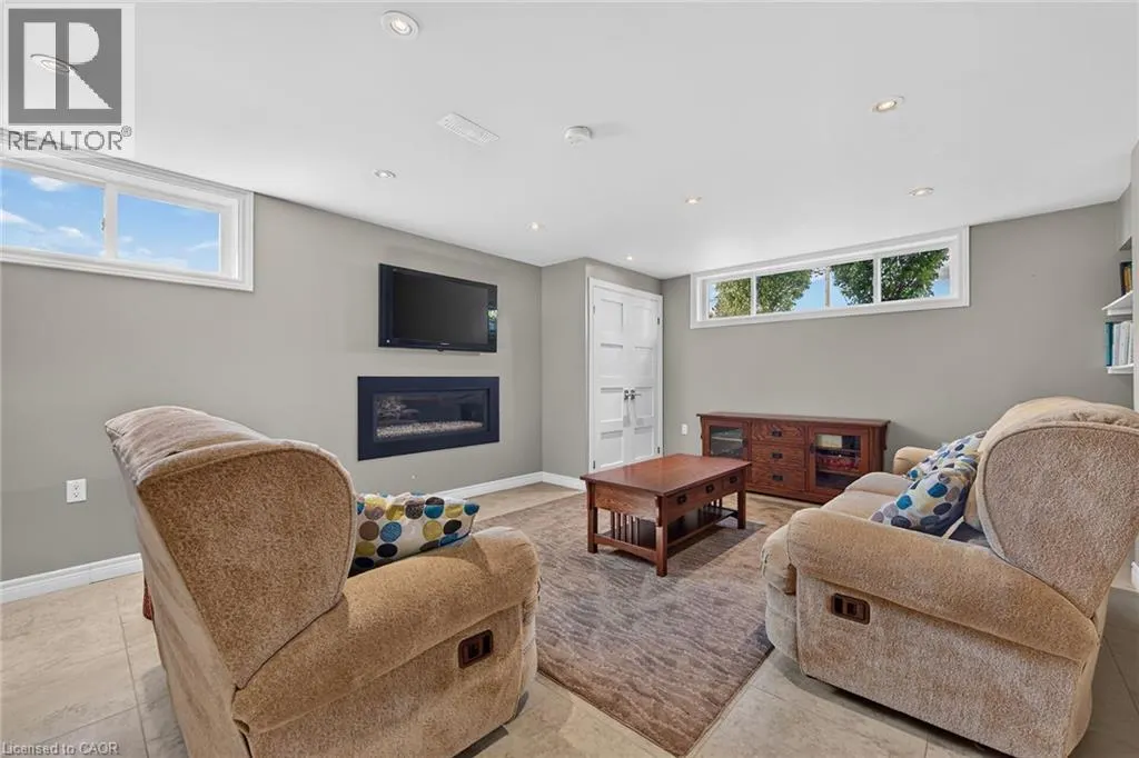 450 STONEY CREEK Road