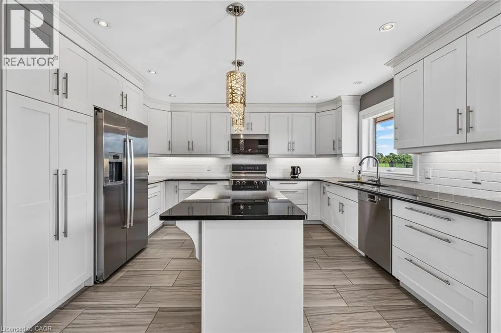 450 STONEY CREEK Road