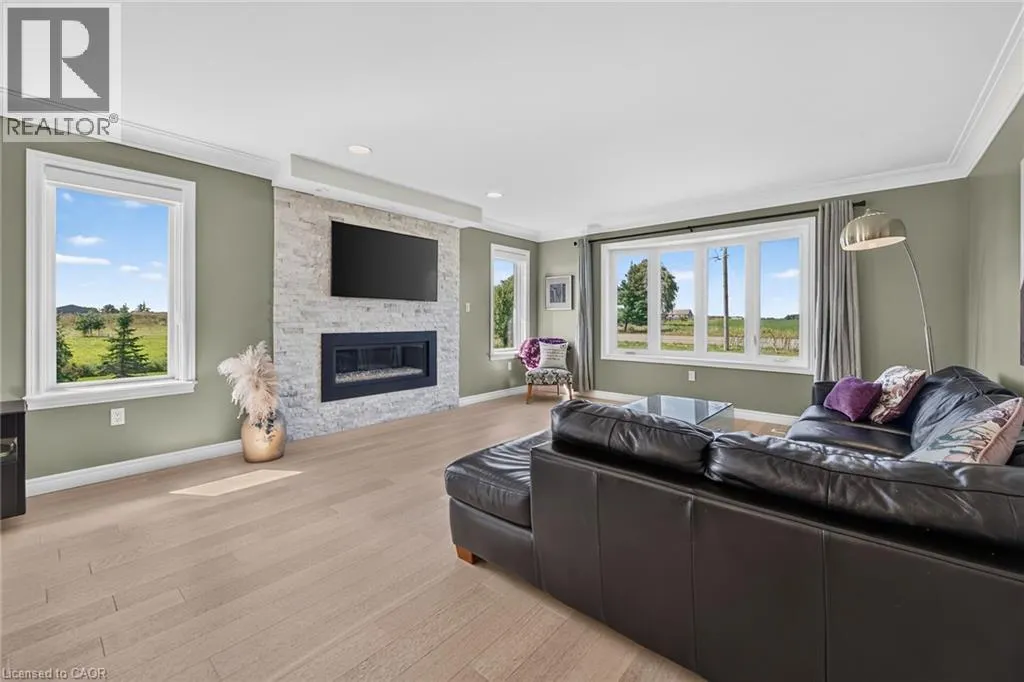 450 STONEY CREEK Road