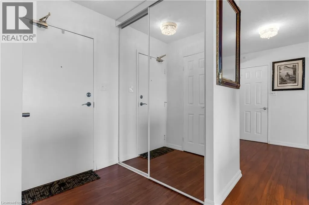 500 GREEN Road Unit# 1118 #1118