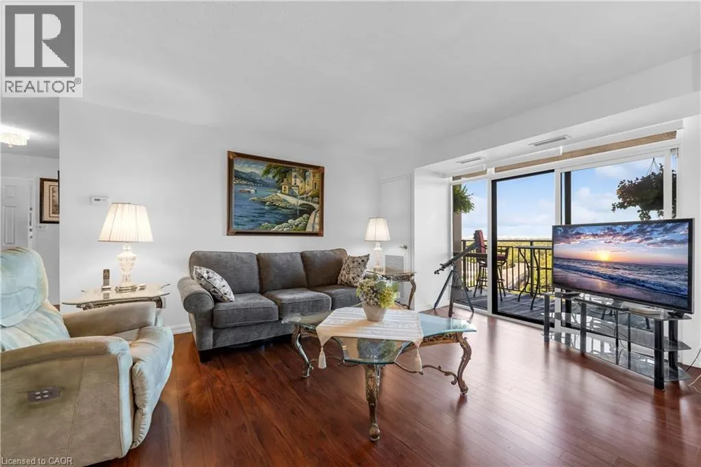 500 GREEN Road Unit# 1118 #1118