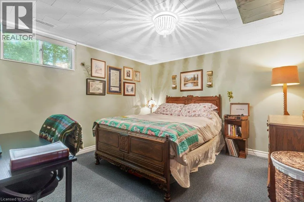 11 GREY OWL Drive