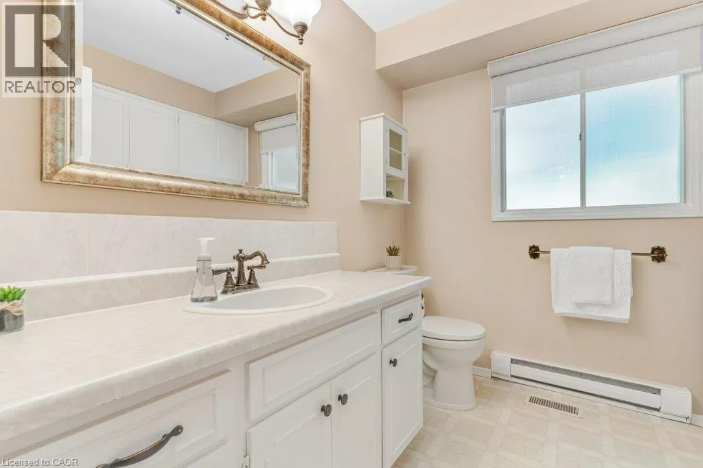 11 GREY OWL Drive