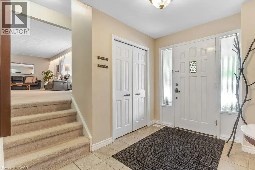 11 GREY OWL Drive