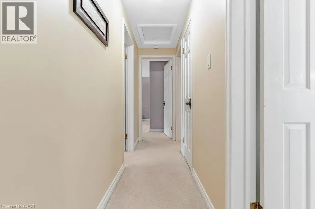 11 GREY OWL Drive