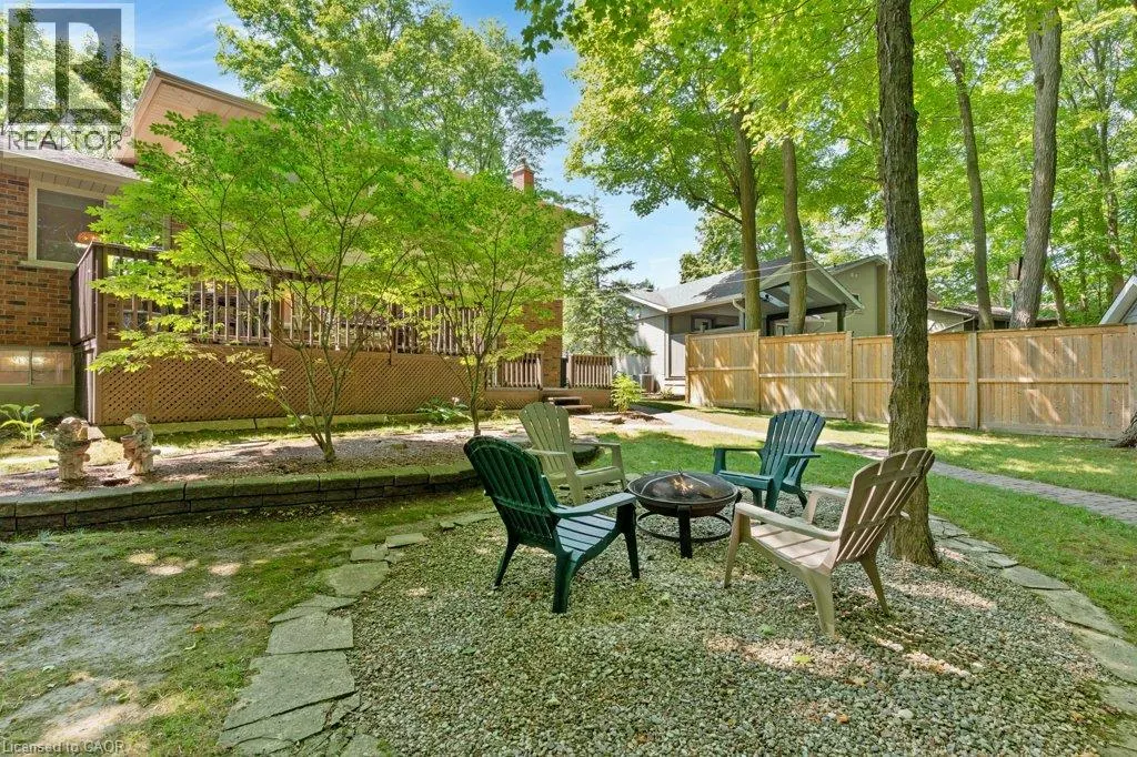 11 GREY OWL Drive