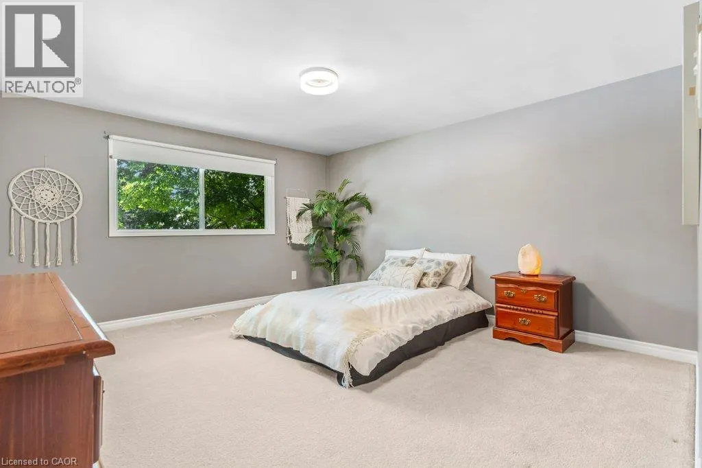11 GREY OWL Drive