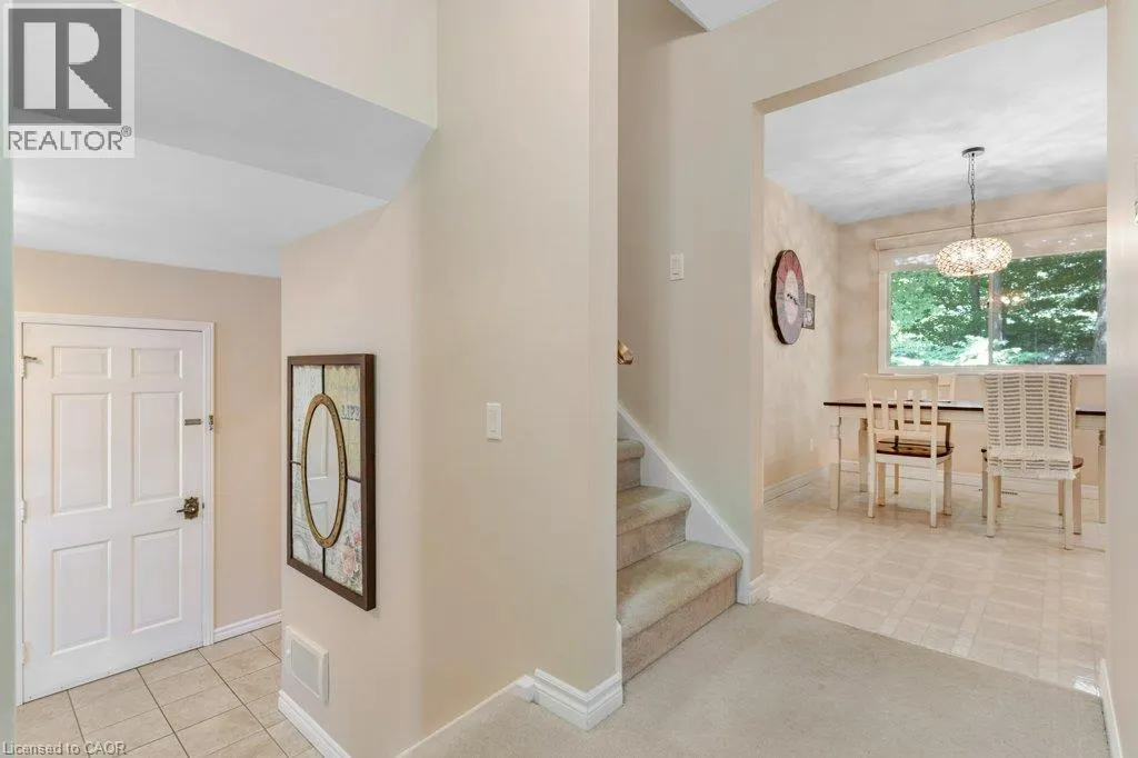 11 GREY OWL Drive
