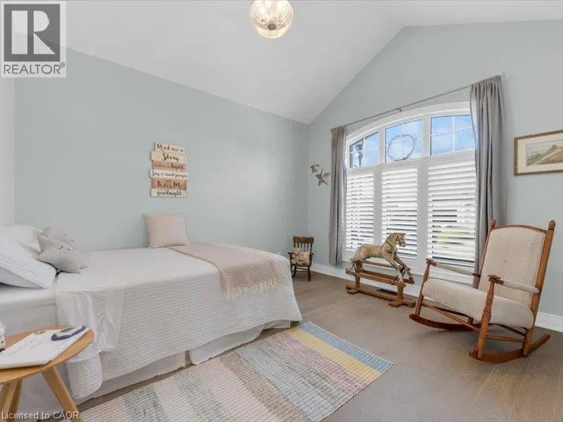 17 RIDGEVIEW Crescent