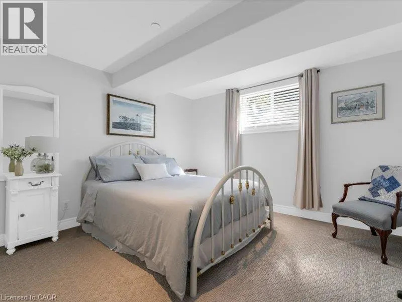 17 RIDGEVIEW Crescent
