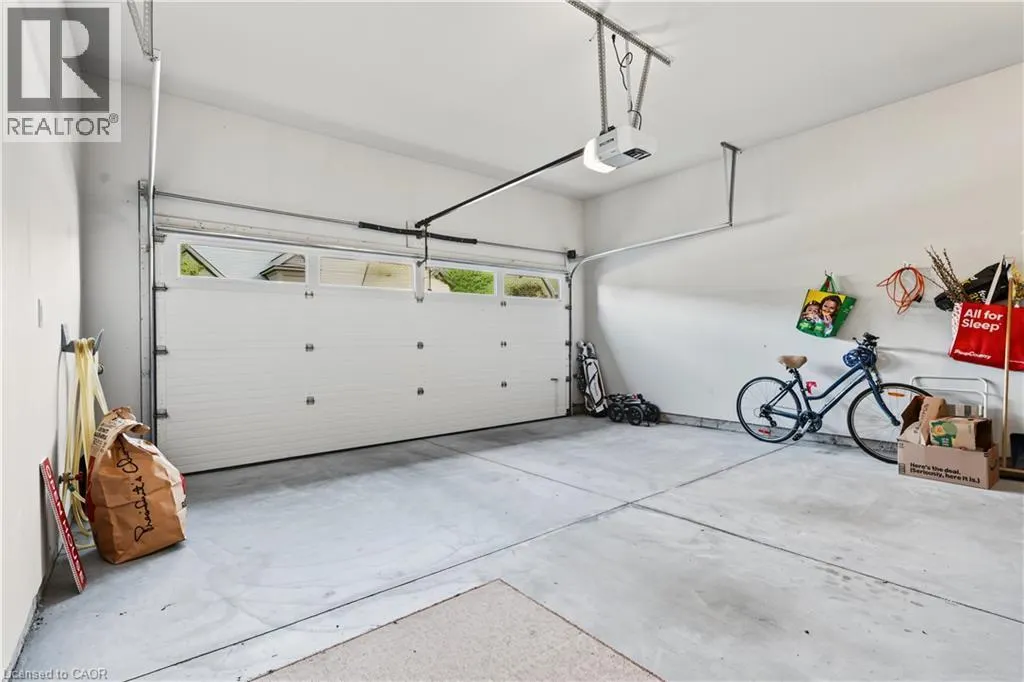 17 RIDGEVIEW Crescent