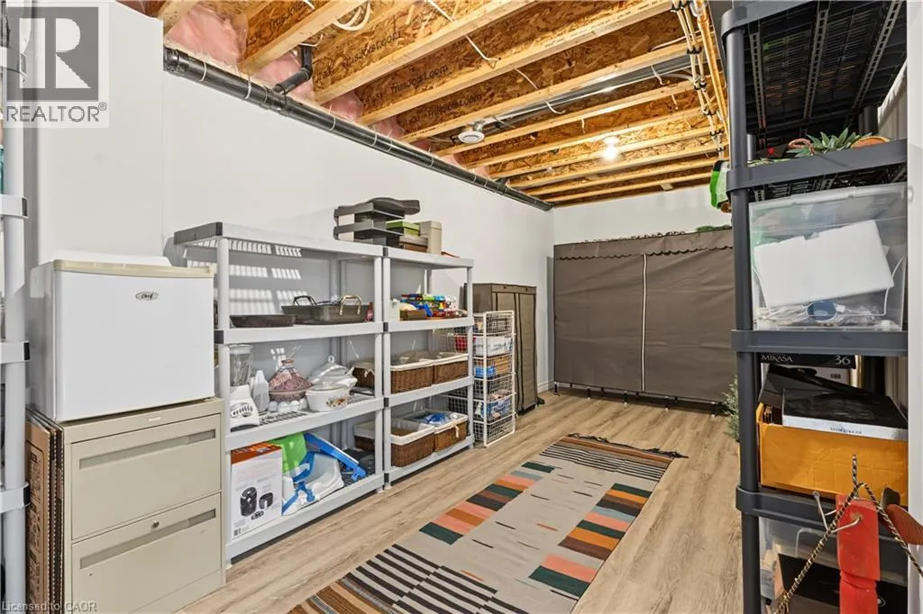17 RIDGEVIEW Crescent