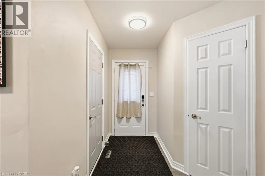 801 HUNTERS GATE Crescent