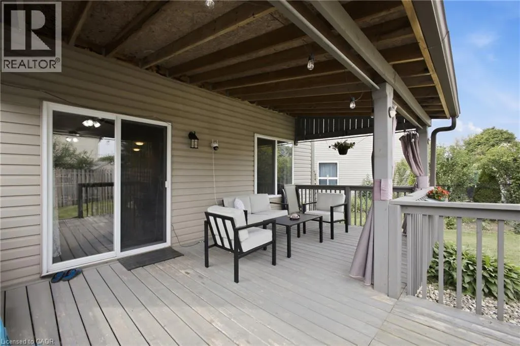 801 HUNTERS GATE Crescent