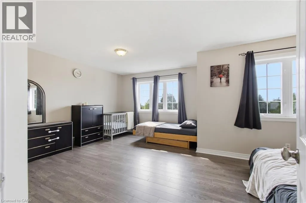 801 HUNTERS GATE Crescent