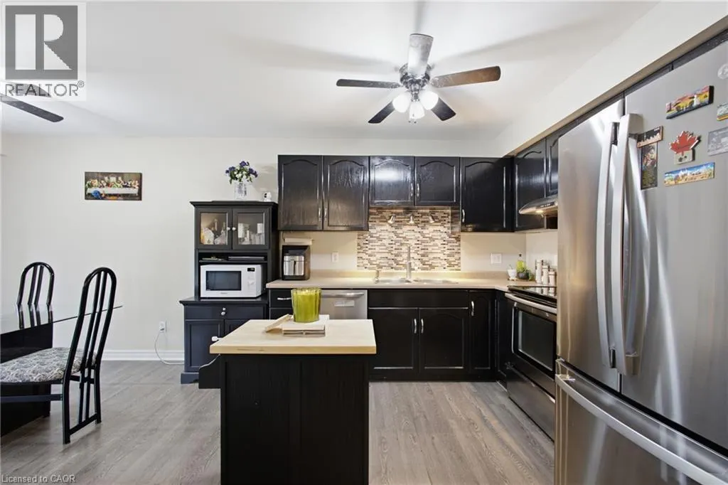 801 HUNTERS GATE Crescent