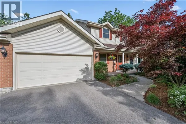 21 TINATAWA Court