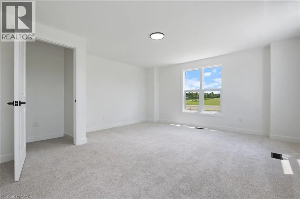 471 LYNEDOCH Road