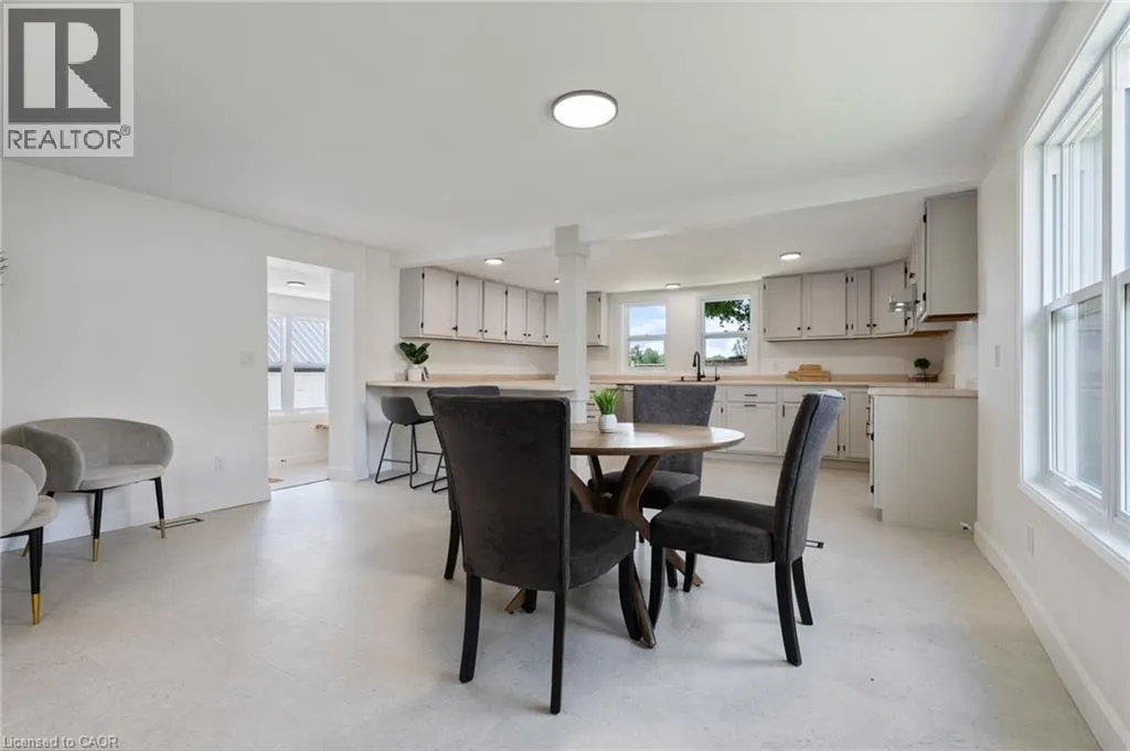 471 LYNEDOCH Road