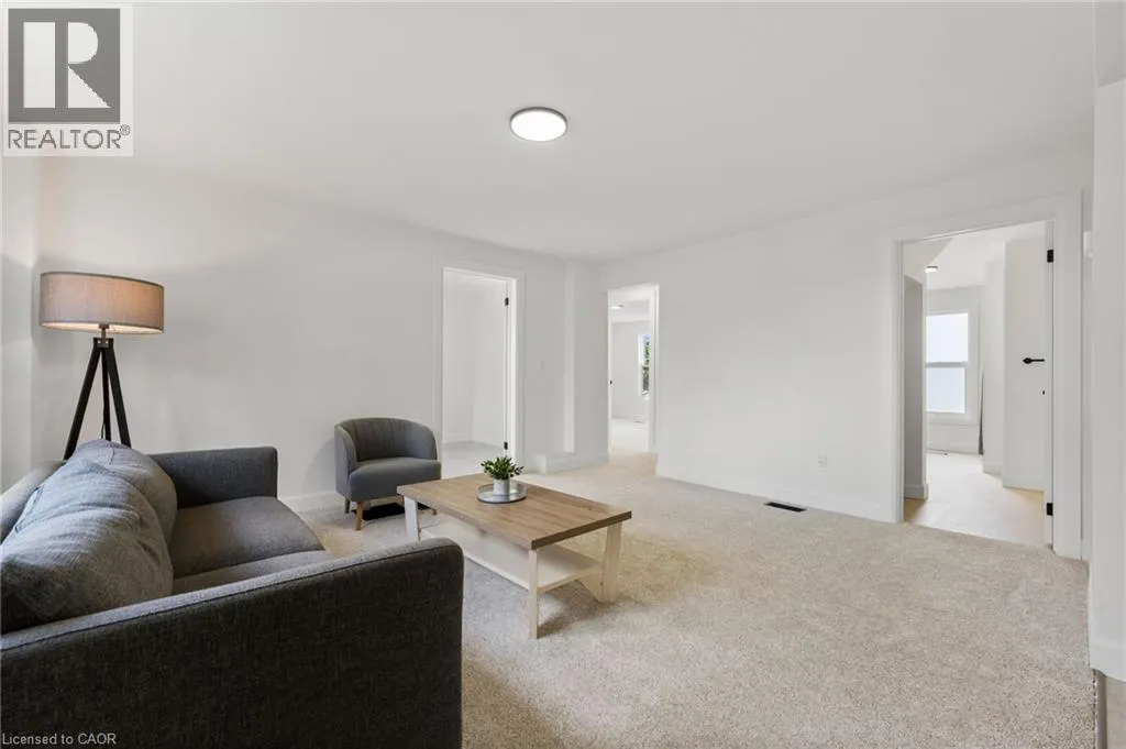 471 LYNEDOCH Road