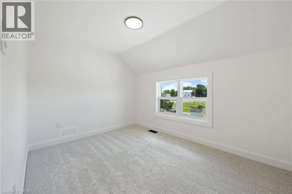 471 LYNEDOCH Road
