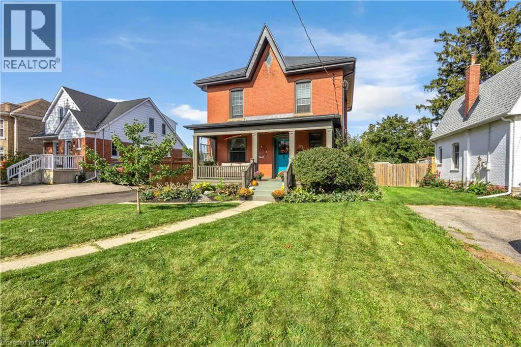 17 ALEXANDER Avenue