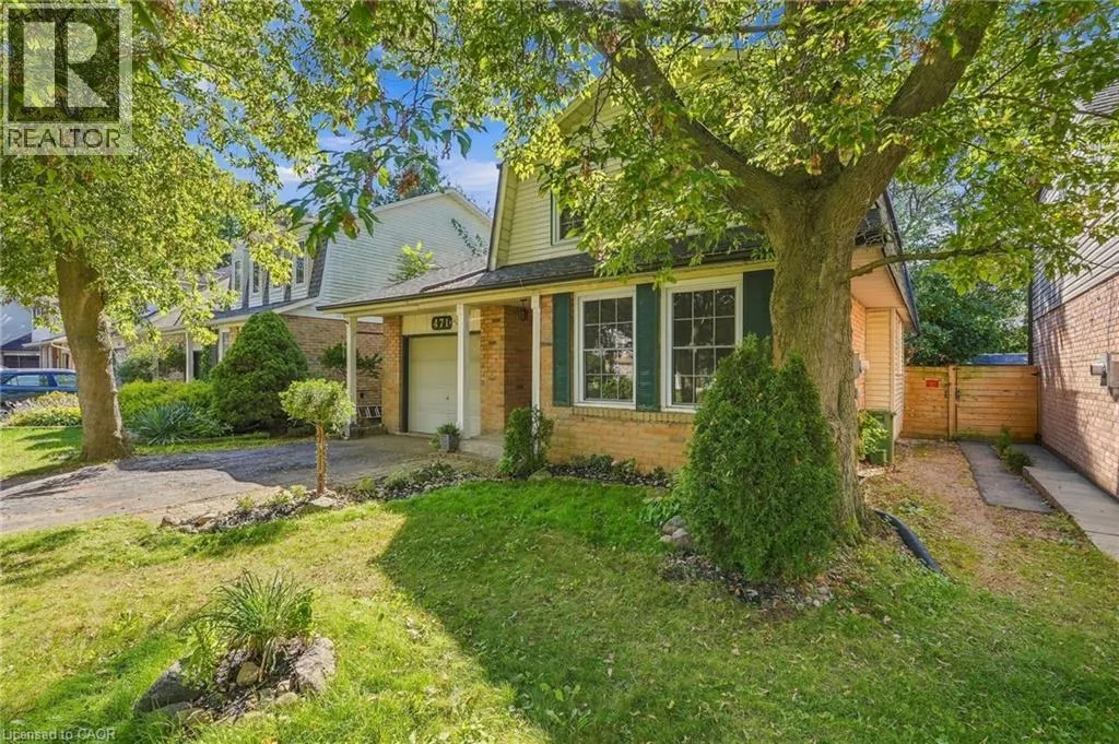 471 KNIGHTSBRIDGE Crescent