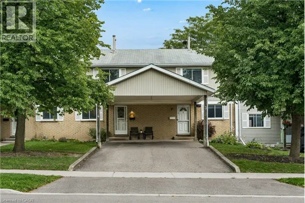 255 NORTHLAKE Drive Unit# 4