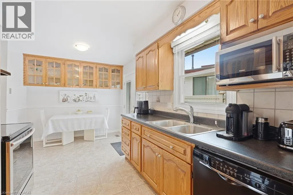 10 AUDUBON Street N