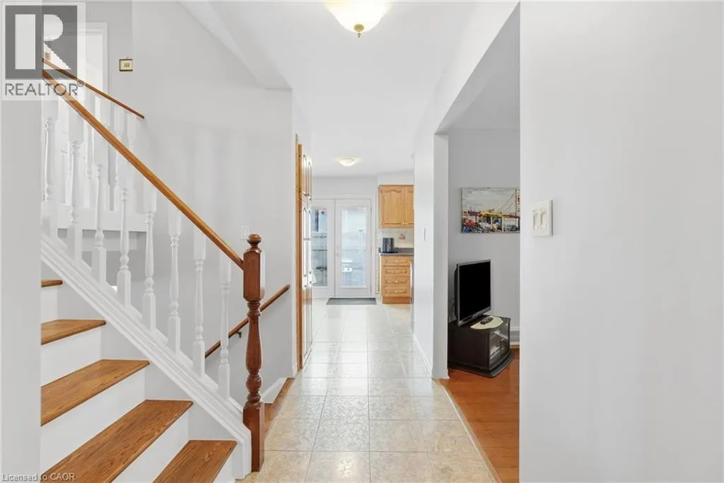 10 AUDUBON Street N
