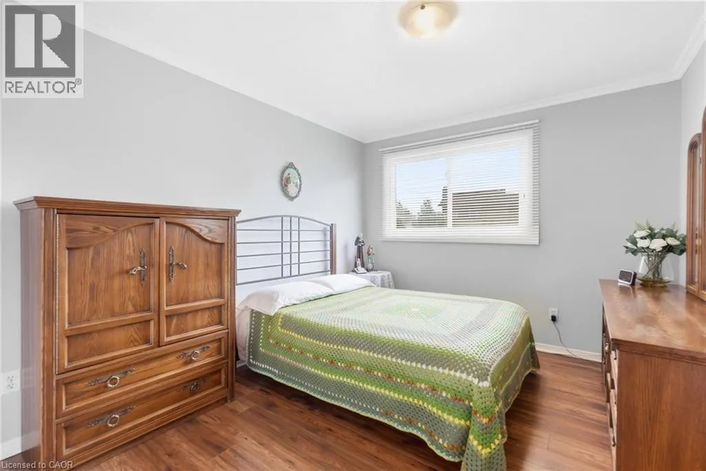 10 AUDUBON Street N