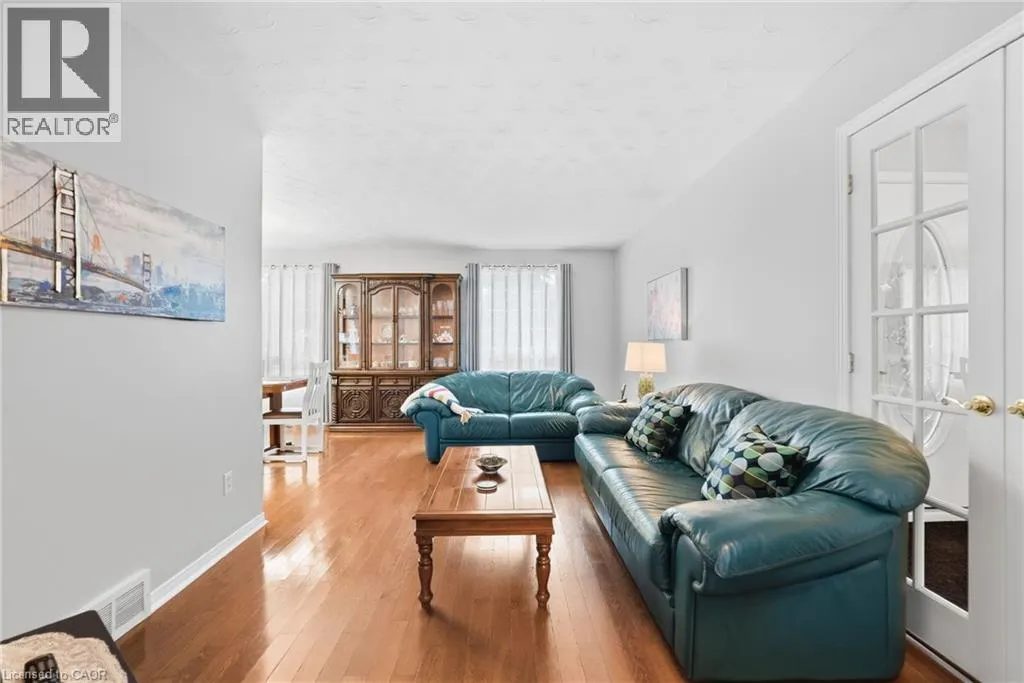 10 AUDUBON Street N