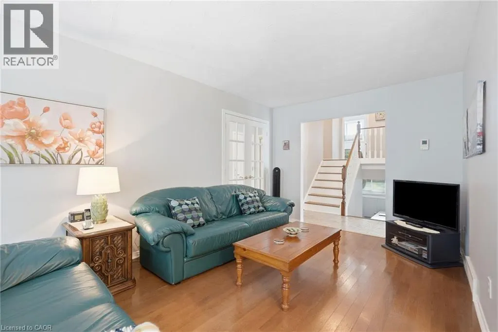 10 AUDUBON Street N