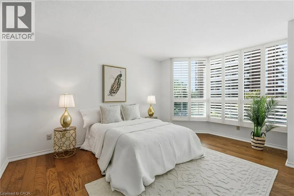 100 MILLSIDE Drive Unit# 403 #403
