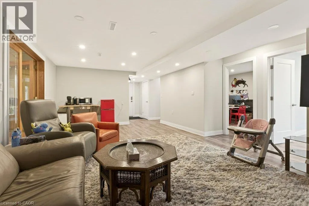 20 HARTFIELD Drive