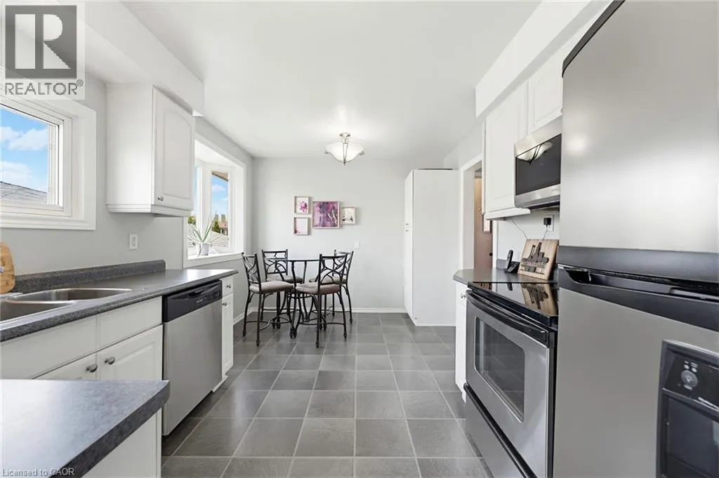 26 RIVERCREST Road