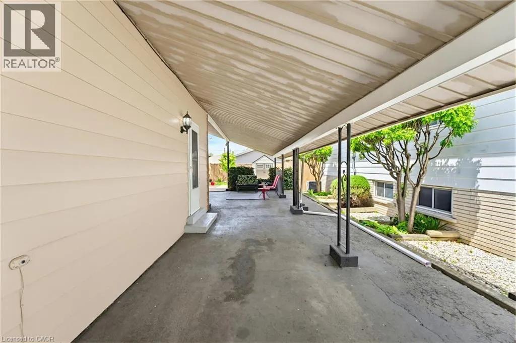26 RIVERCREST Road