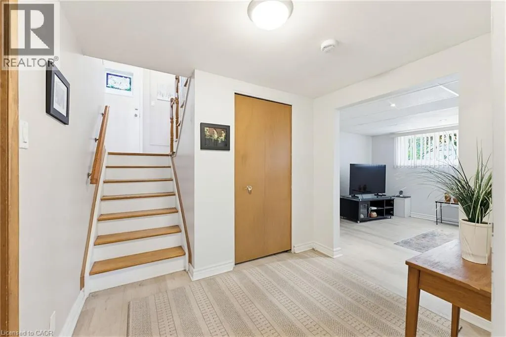 26 RIVERCREST Road