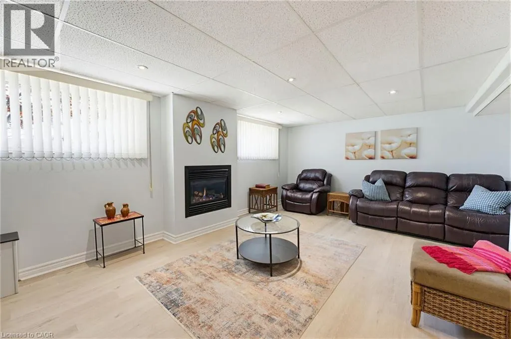 26 RIVERCREST Road