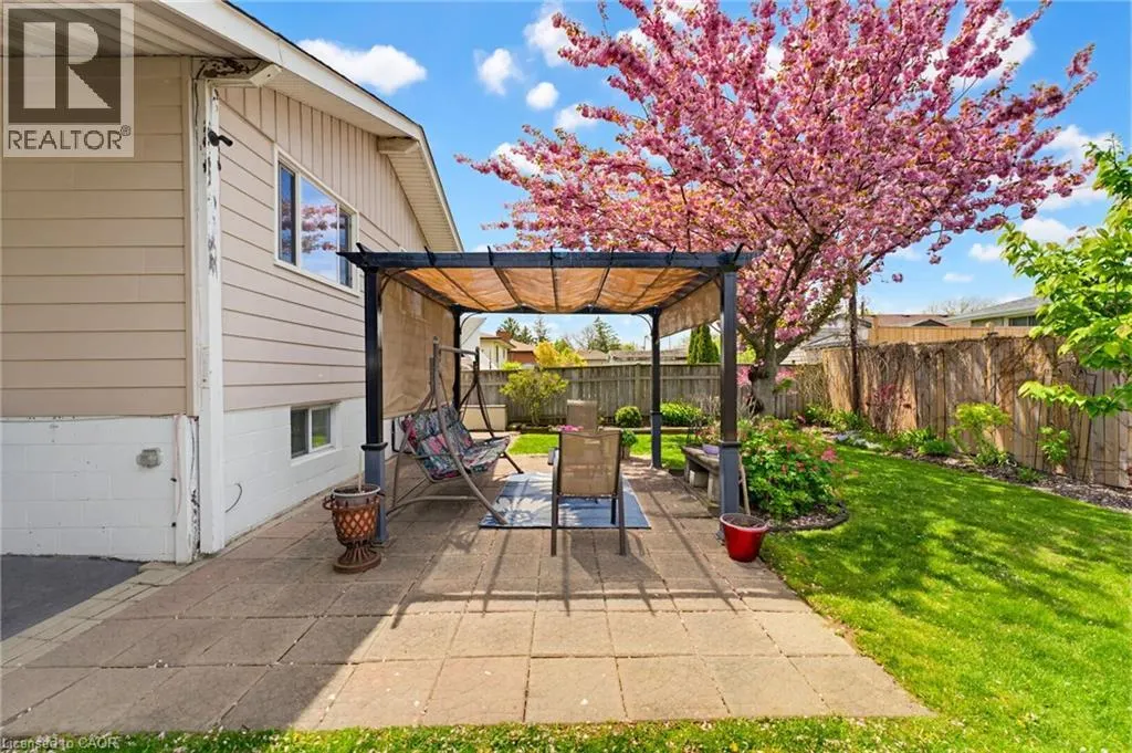 26 RIVERCREST Road