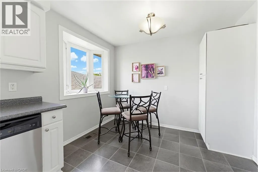 26 RIVERCREST Road