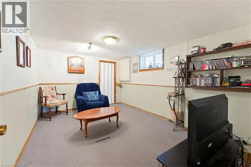 26 RIVERCREST Road