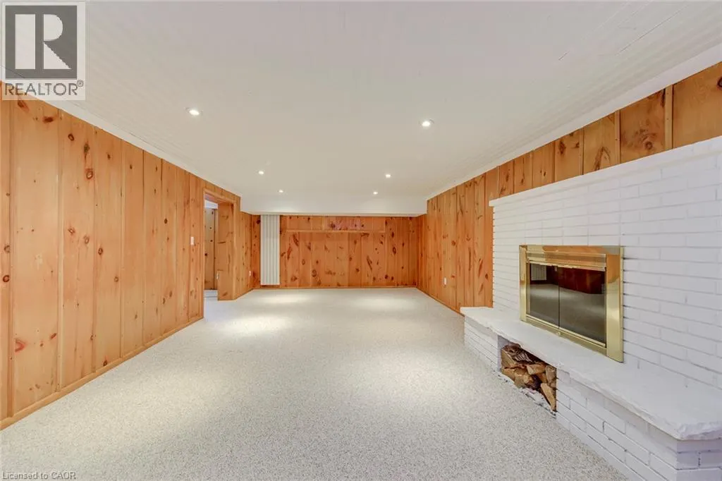 281 PINEHURST Drive