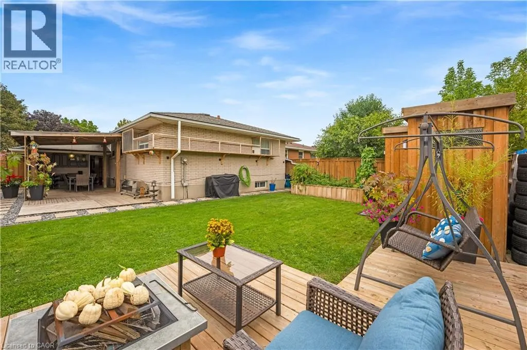 49 CARNABY Crescent