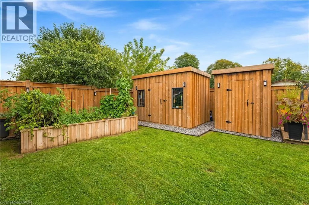49 CARNABY Crescent